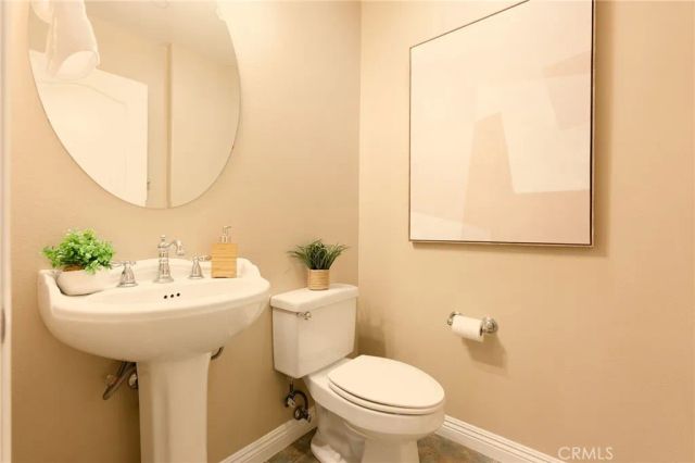 2019 Arnold Way, Fullerton, CA 92833