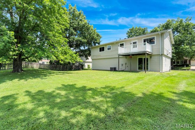 5817 Dove Meadow Court, Unincorporated, MO 63129