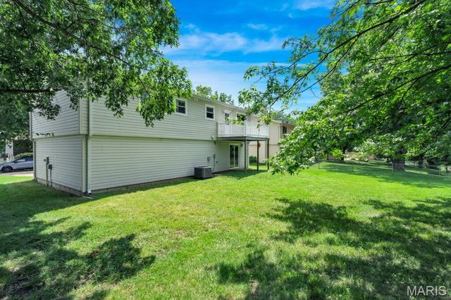 5817 Dove Meadow Court, Unincorporated, MO 63129