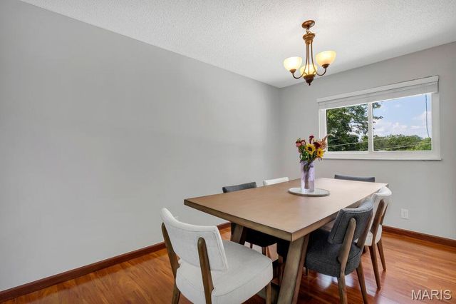 5817 Dove Meadow Court, Unincorporated, MO 63129