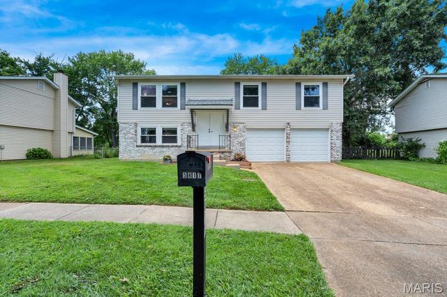 5817 Dove Meadow Court, Unincorporated, MO 63129