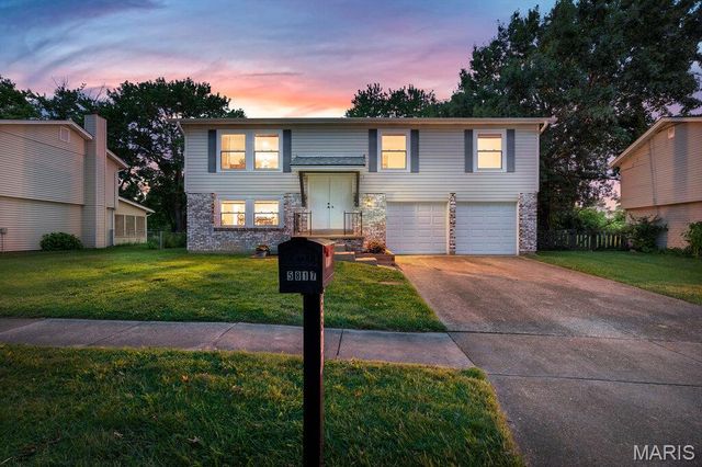 5817 Dove Meadow Court, Unincorporated, MO 63129