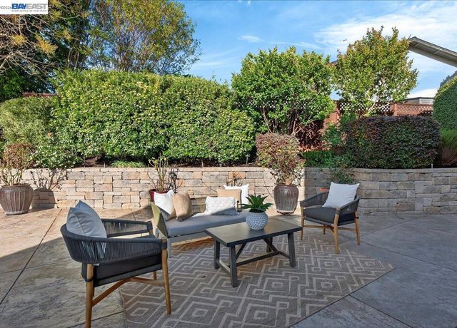 147 Winged Foot Pl, San Ramon, CA 94583