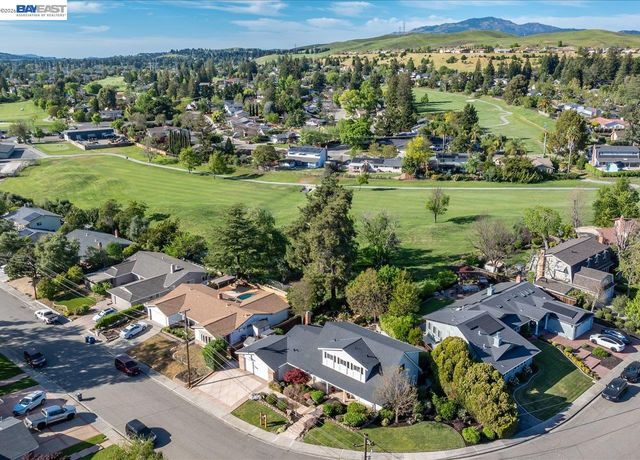 147 Winged Foot Pl, San Ramon, CA 94583