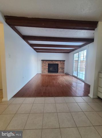 1802 RUSTIC HILL CT, Frederick, MD 21702