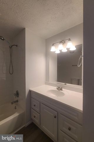 1802 RUSTIC HILL CT, Frederick, MD 21702