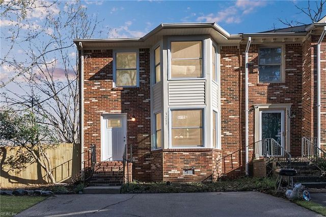 3217 Radcliffe LN, Chesapeake, VA 23321