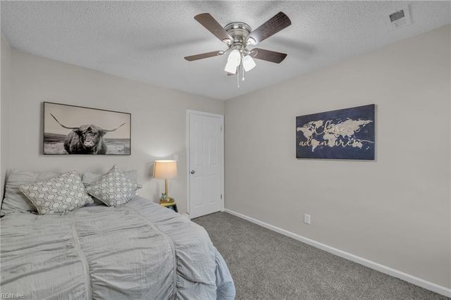 3217 Radcliffe LN, Chesapeake, VA 23321