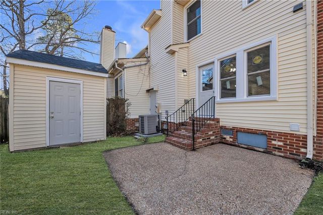 3217 Radcliffe LN, Chesapeake, VA 23321