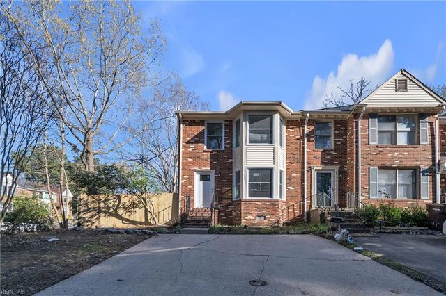 3217 Radcliffe LN, Chesapeake, VA 23321