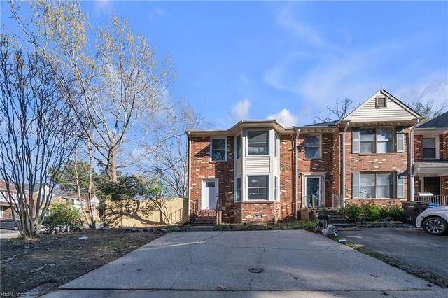 3217 Radcliffe LN, Chesapeake, VA 23321