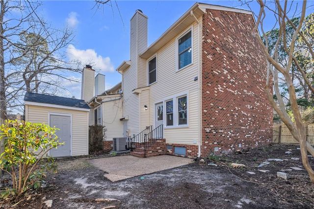 3217 Radcliffe LN, Chesapeake, VA 23321