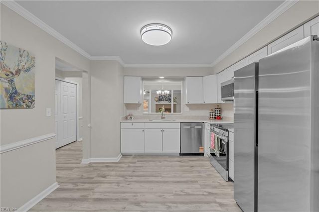 3217 Radcliffe LN, Chesapeake, VA 23321