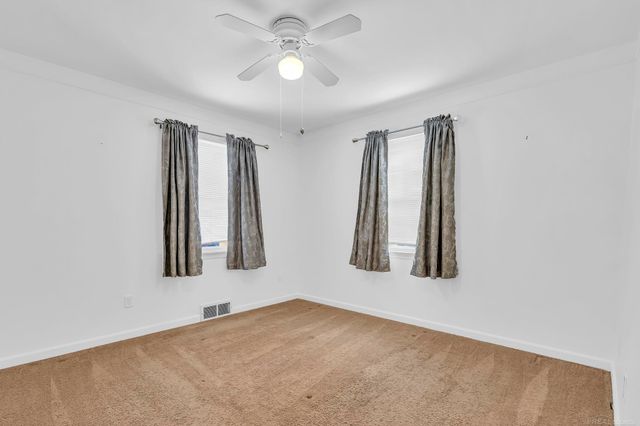 25183 Cole Street, Roseville, MI 48066