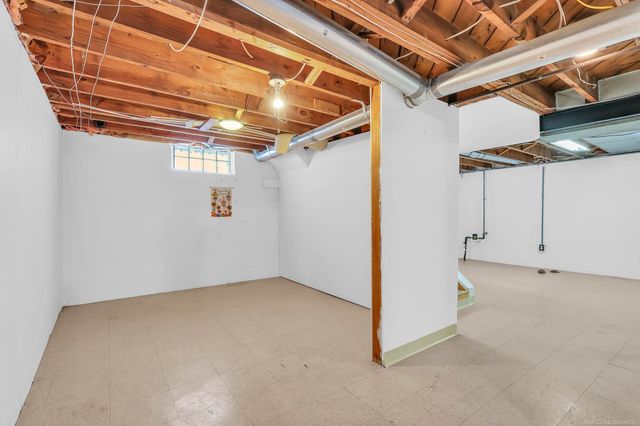 25183 Cole Street, Roseville, MI 48066