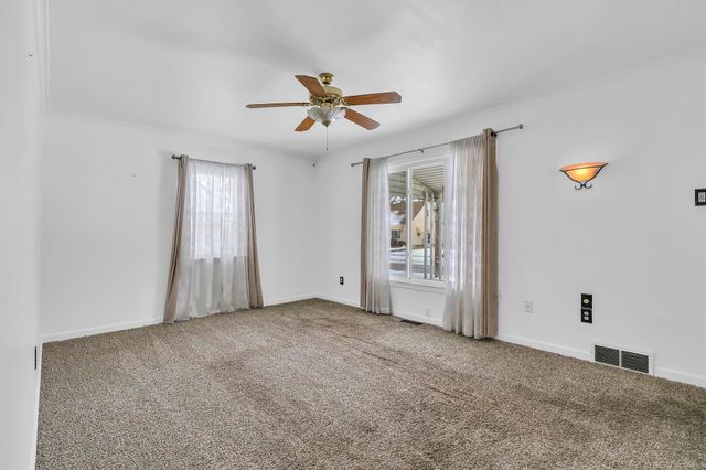 25183 Cole Street, Roseville, MI 48066