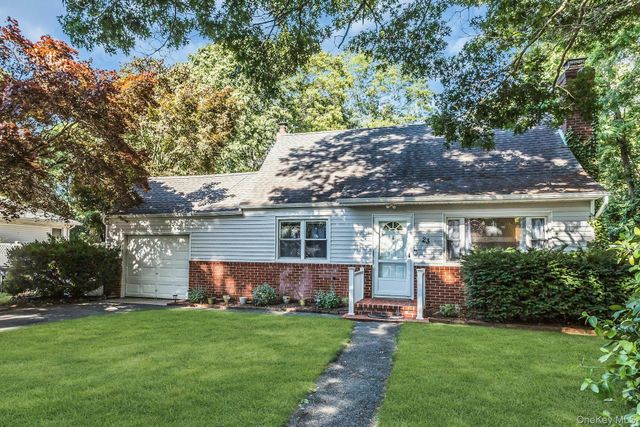 23 Lambert Avenue, Mastic, NY 11950