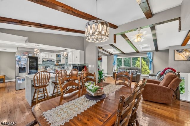 102 Meadow Rd, Hampton Twp., NJ 07860