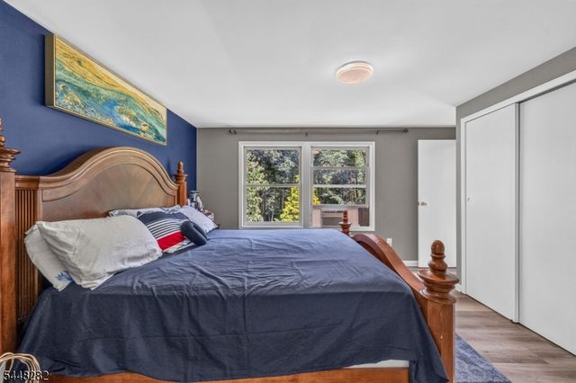 102 Meadow Rd, Hampton Twp., NJ 07860