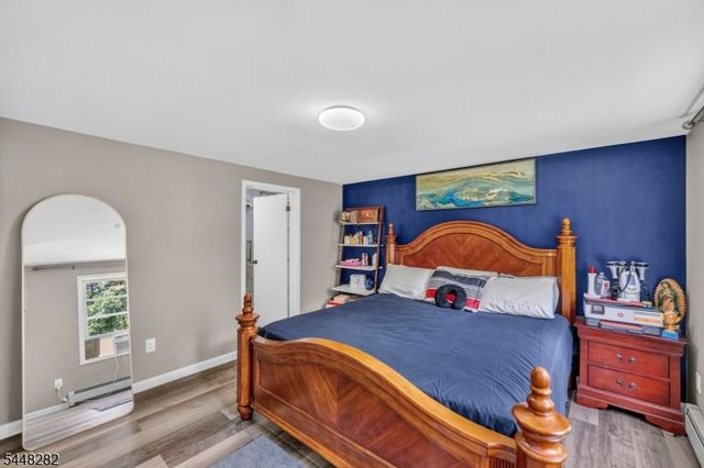102 Meadow Rd, Hampton Twp., NJ 07860