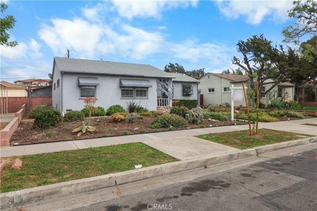 708 S Orange, Fullerton, CA 92833