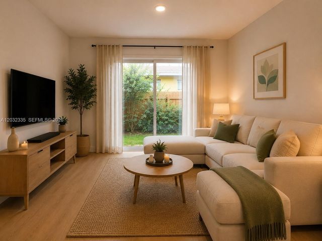 8106 NE 1st Ave 3, Miami, FL 33138