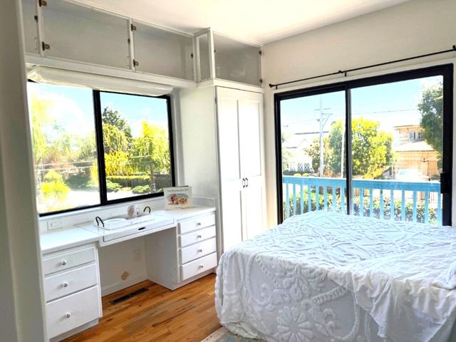 649 Bayview Drive, Aptos, CA 95003