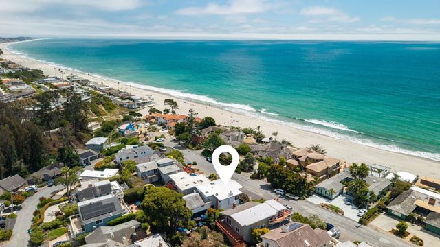 649 Bayview Drive, Aptos, CA 95003