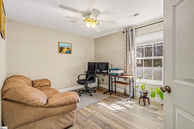 502 Pleasant Green Drive, Inman, SC 29349