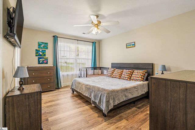 502 Pleasant Green Drive, Inman, SC 29349