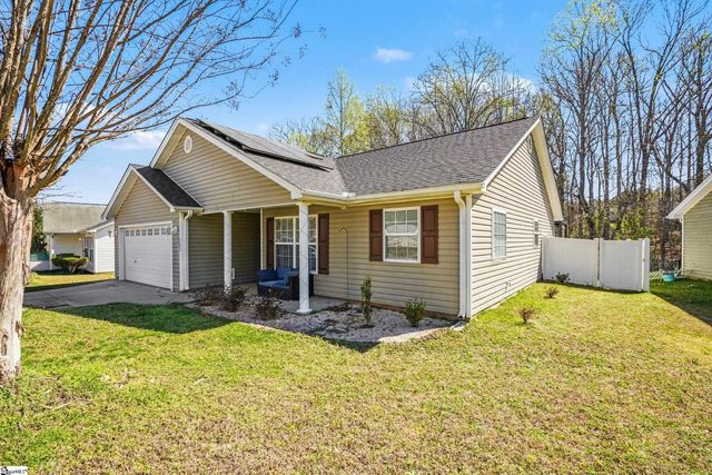 502 Pleasant Green Drive, Inman, SC 29349