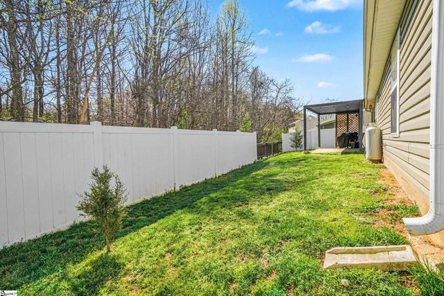 502 Pleasant Green Drive, Inman, SC 29349