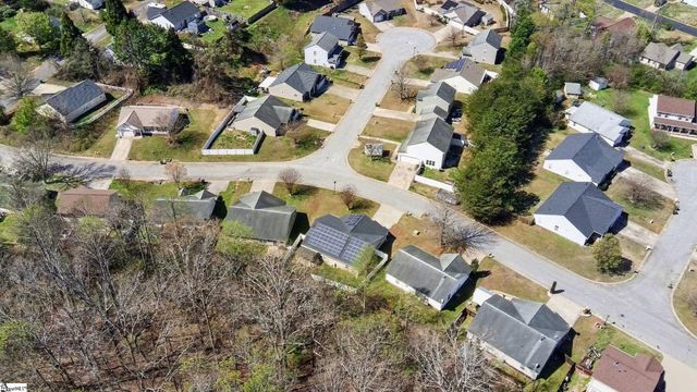 502 Pleasant Green Drive, Inman, SC 29349