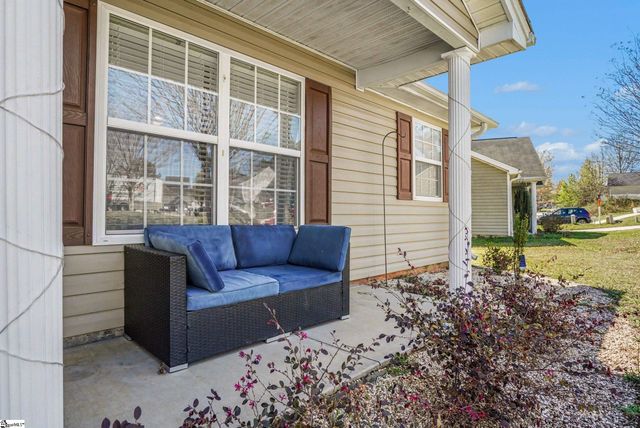 502 Pleasant Green Drive, Inman, SC 29349