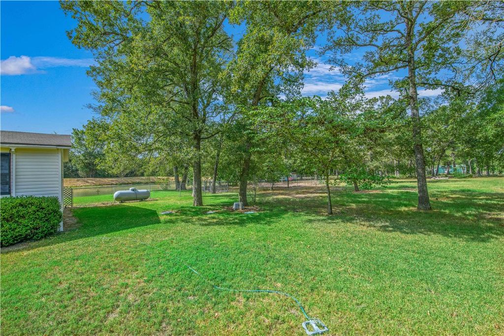 18546 County Road 4561, Normangee, TX 77871 — photo 5