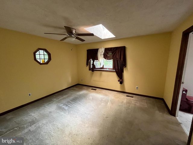 9809 PEPPERTREE RD, Spotsylvania, VA 22553