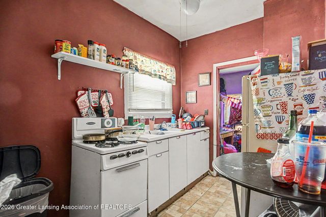 216 Reo Avenue 1,2,3, Lansing, MI 48910