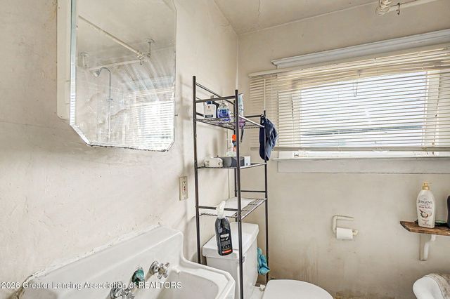 216 Reo Avenue 1,2,3, Lansing, MI 48910
