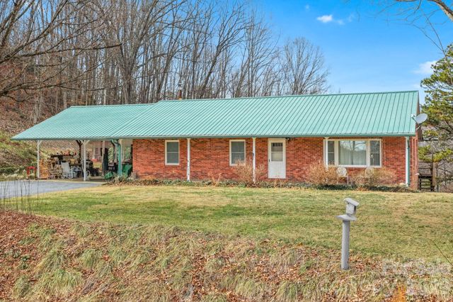 470 Ela Lane, Bryson City, NC 28713