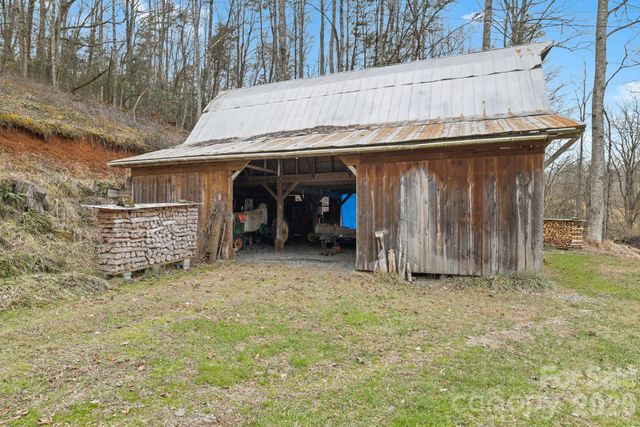 470 Ela Lane, Bryson City, NC 28713