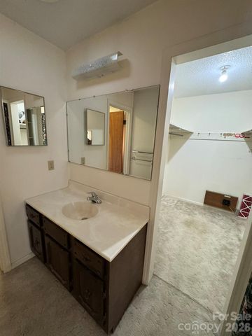 470 Ela Lane, Bryson City, NC 28713