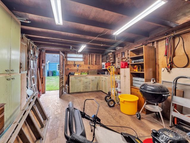 2426 Pine Street, Everett, WA 98201