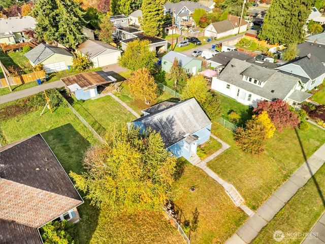 2426 Pine Street, Everett, WA 98201