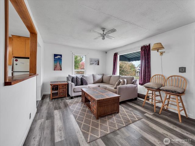 2426 Pine Street, Everett, WA 98201