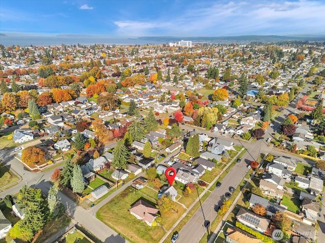 2426 Pine Street, Everett, WA 98201