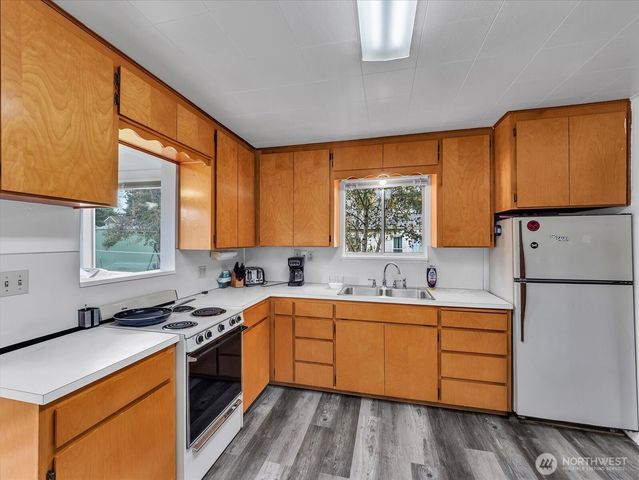 2426 Pine Street, Everett, WA 98201