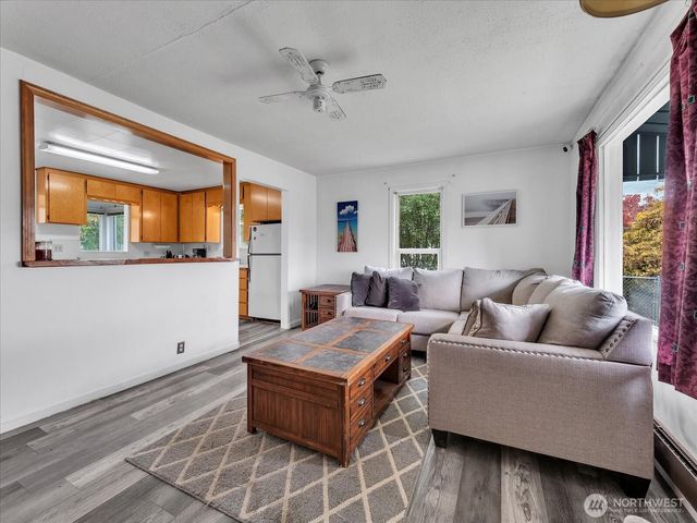 2426 Pine Street, Everett, WA 98201