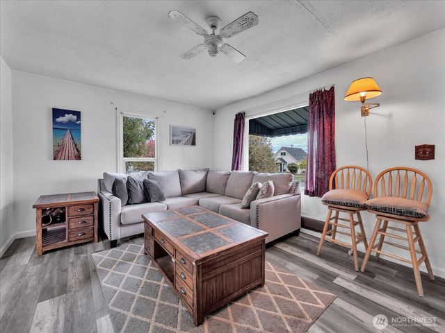 2426 Pine Street, Everett, WA 98201