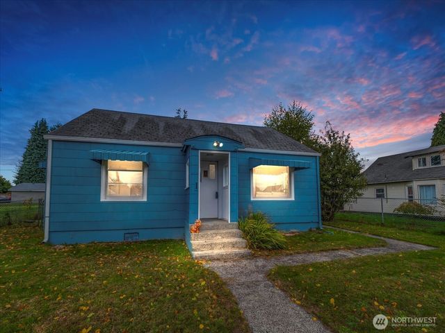 2426 Pine Street, Everett, WA 98201