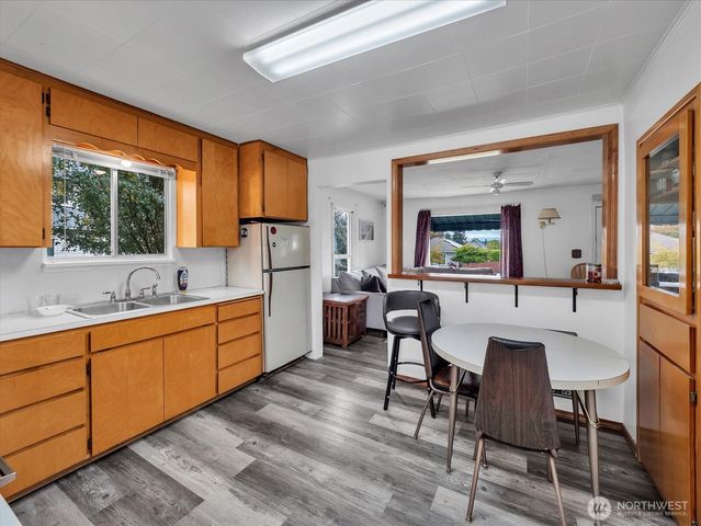 2426 Pine Street, Everett, WA 98201